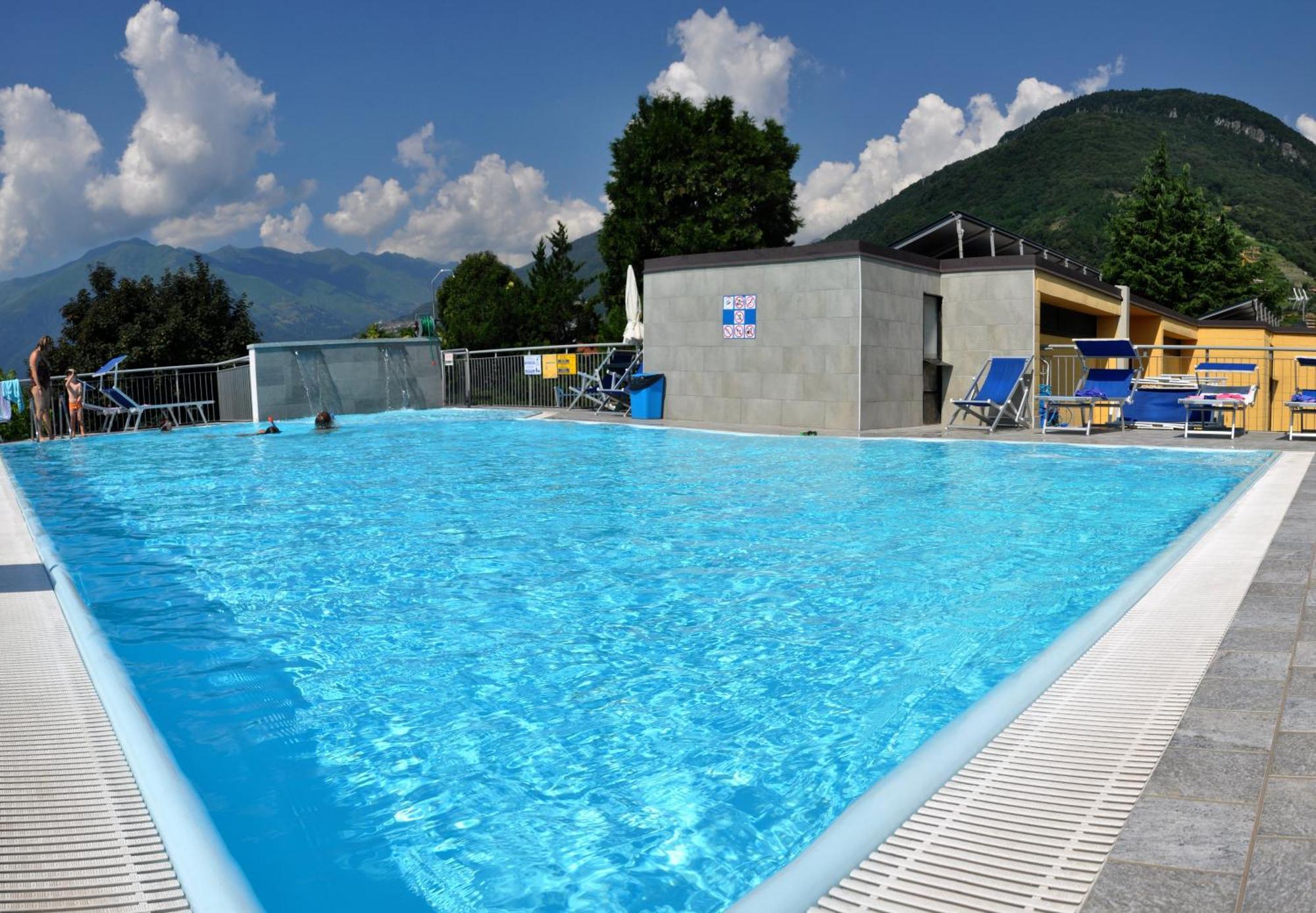 Camping Villaggio Paradiso Domaso Extérieur photo