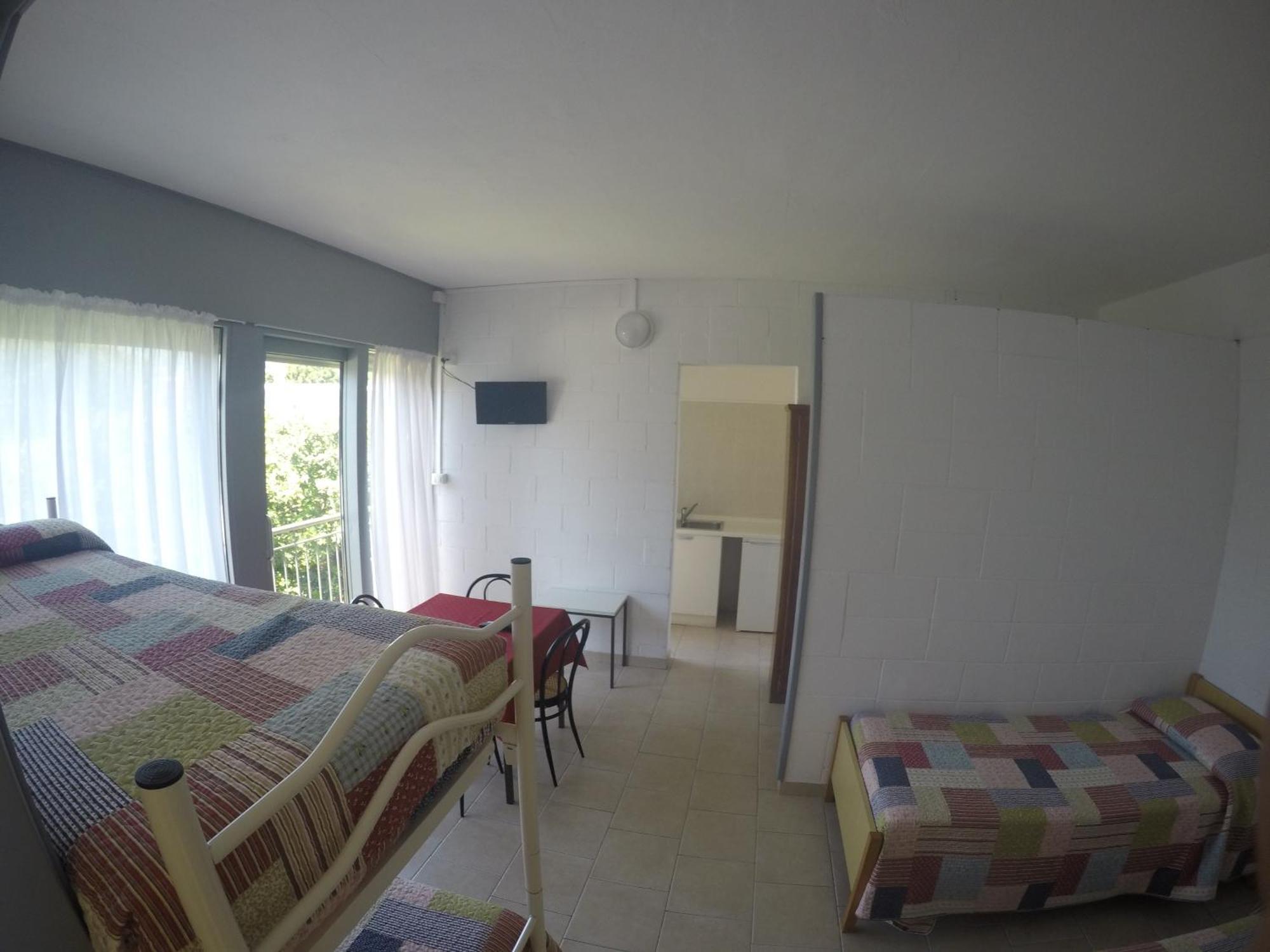 Camping Villaggio Paradiso Domaso Chambre photo